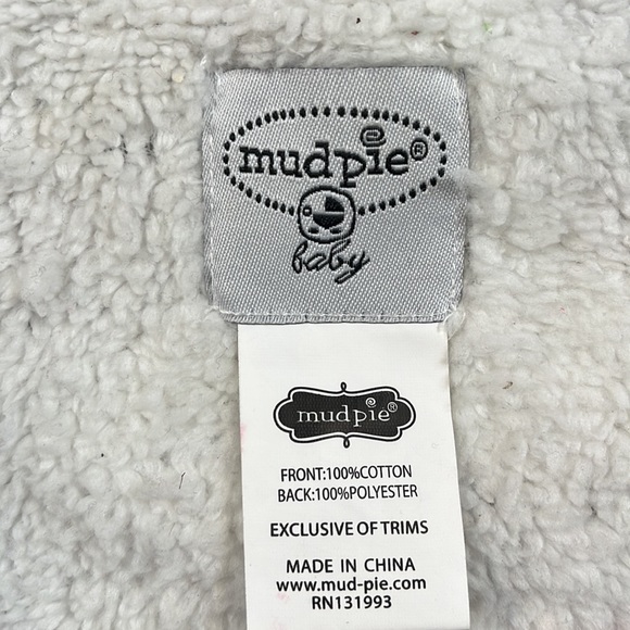 Mud Pie Baby Christmas bib! - Picture 3 of 7